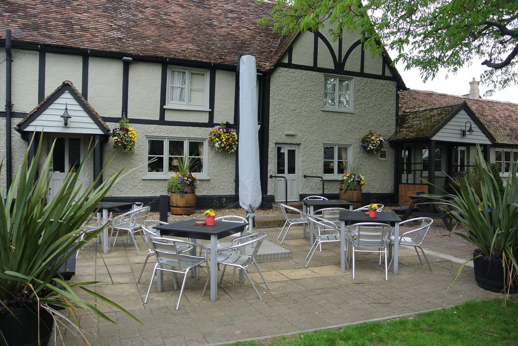 The Crown Pub, Dining & Rooms Henlow Exterior photo